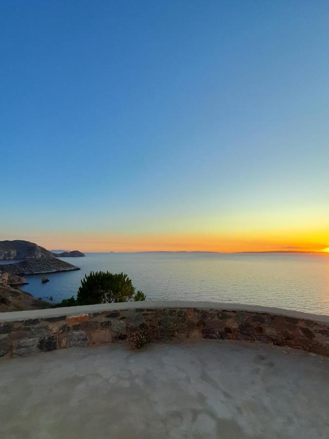 에르무폴리 C & C _ Cycladic House With Endless Sea View 빌라 외부 사진