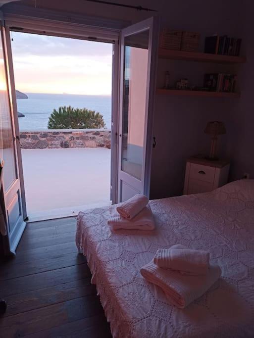 에르무폴리 C & C _ Cycladic House With Endless Sea View 빌라 외부 사진